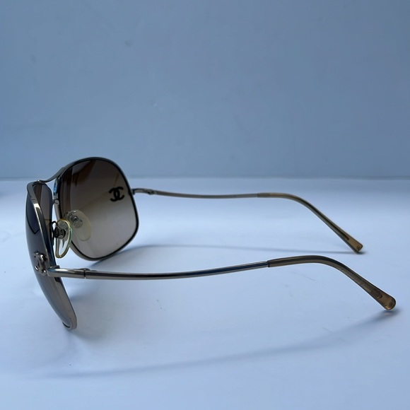 Authentic Vintage Chanel Gold Frame Sunglasses ~ 4132 - Picture 15 of 16